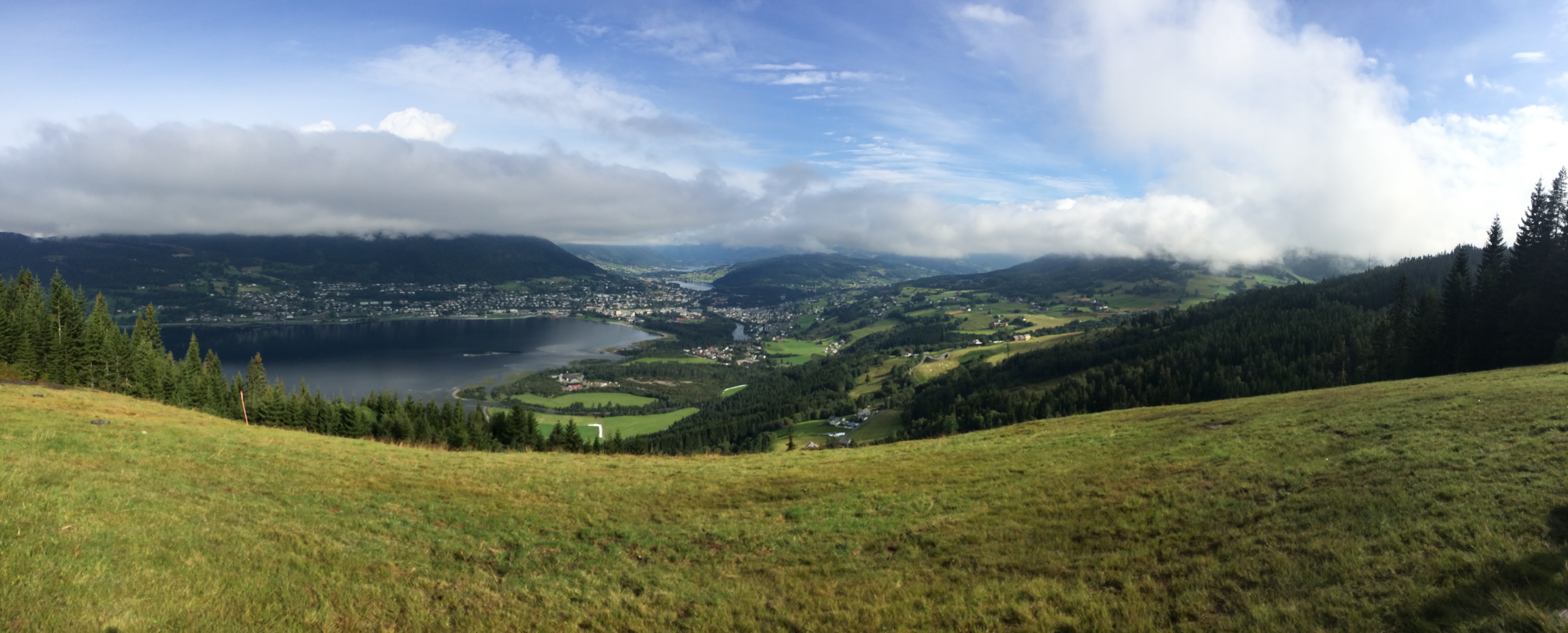 The view over Vangsvatnet, Voss