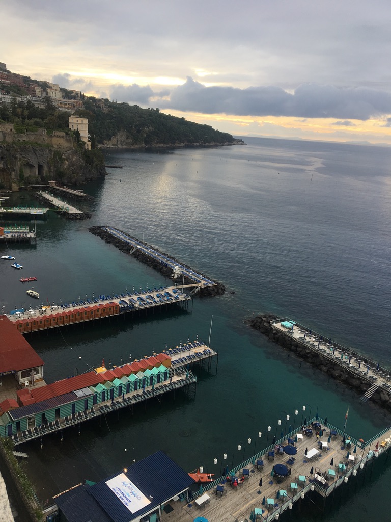 Beach clubs, Sorrento