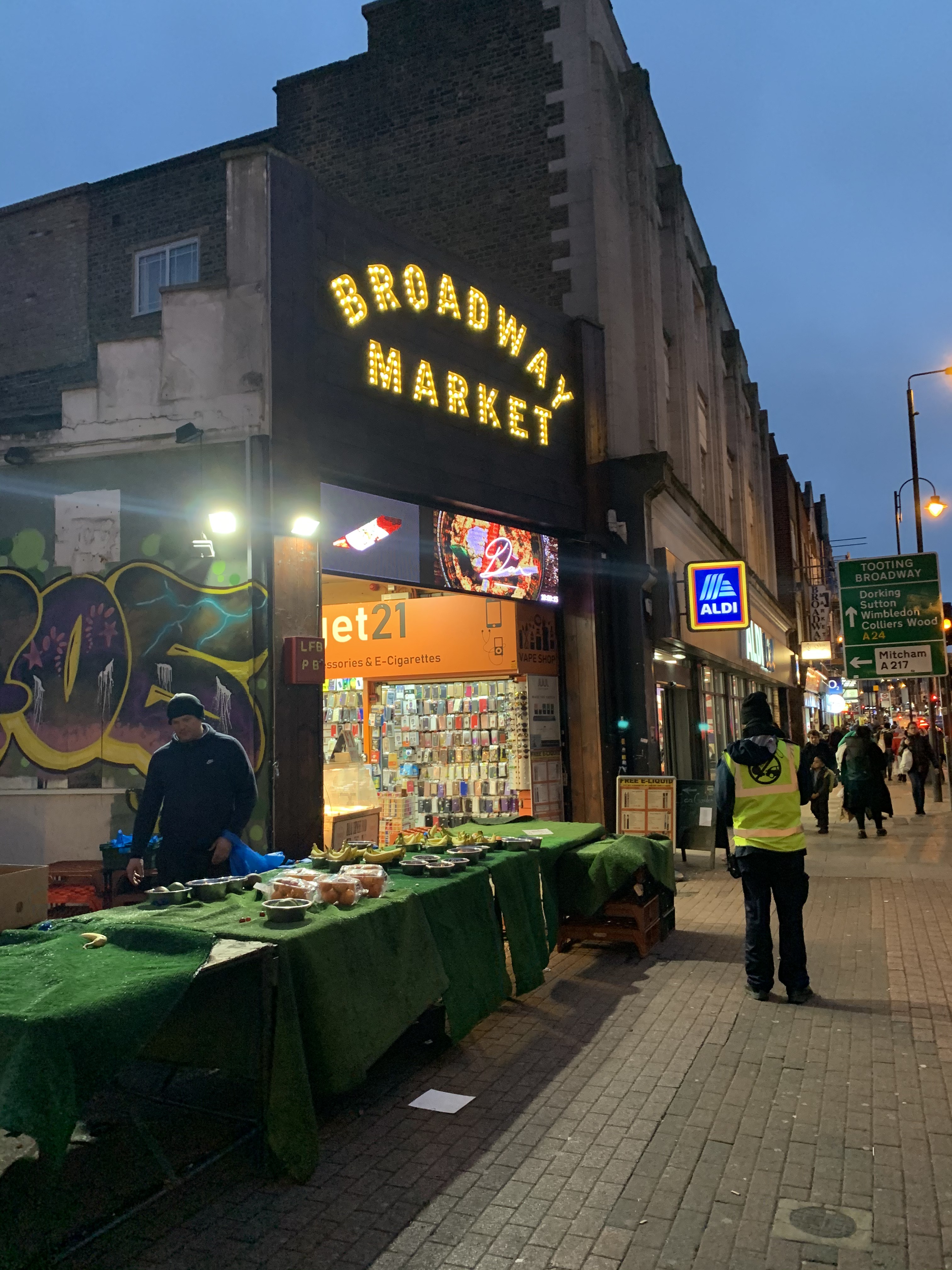 Tooting_Broadway_Market