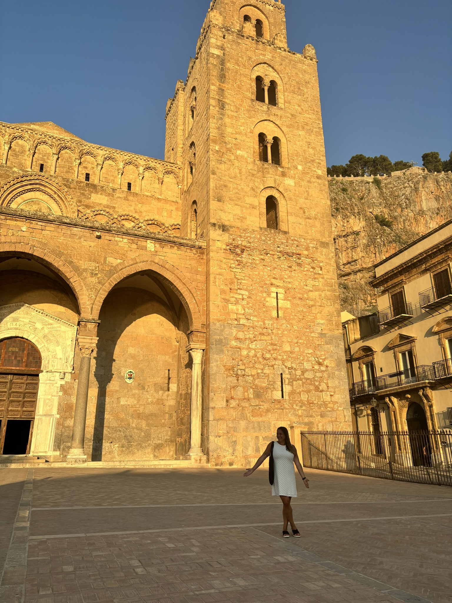 Cefalu Cathedral, Lisa Vecchio